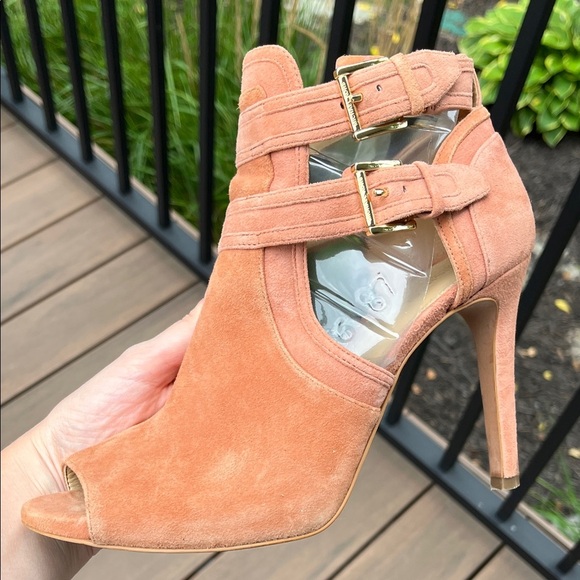 Michael Kors Blush Pink Suede Leather Peep Toe High Heels - Size 8.5 - Picture 1 of 15